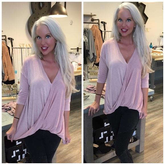 💕LAST 1! V Neck Surplice Jersey Knit Top! - Picture 3 of 3
